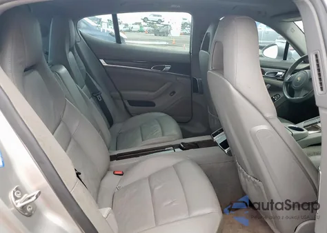 2011 Porsche Panamera 2 z USA, uszkodzony, nr VIN WP0AA2A70BL011574